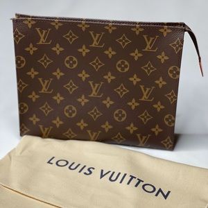 Louis Vuitton Toiletry 26 Bag